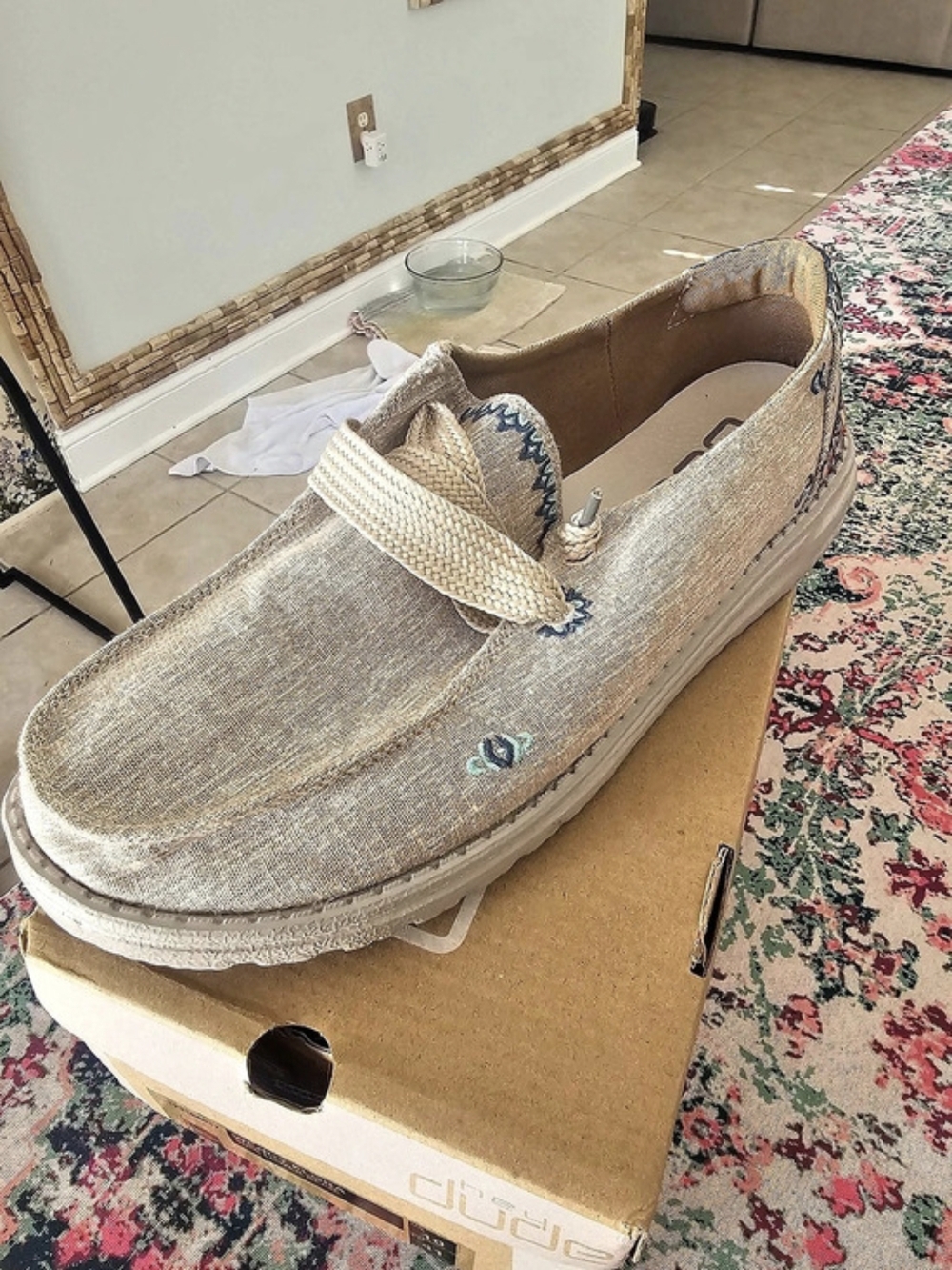 Hey Dude Wendy Flora Sunflower Beige Sneakers Beige & White US 10